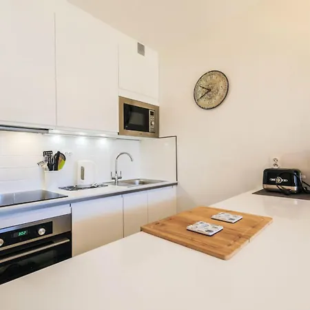 Le Chateau De Crans - Maeva - 4 Personnes - Confort Mae-4250 Apartment