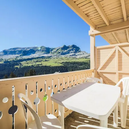 Apartment Le Chateau De Crans - Maeva - 4 Personnes - Confort Mae-4250 *